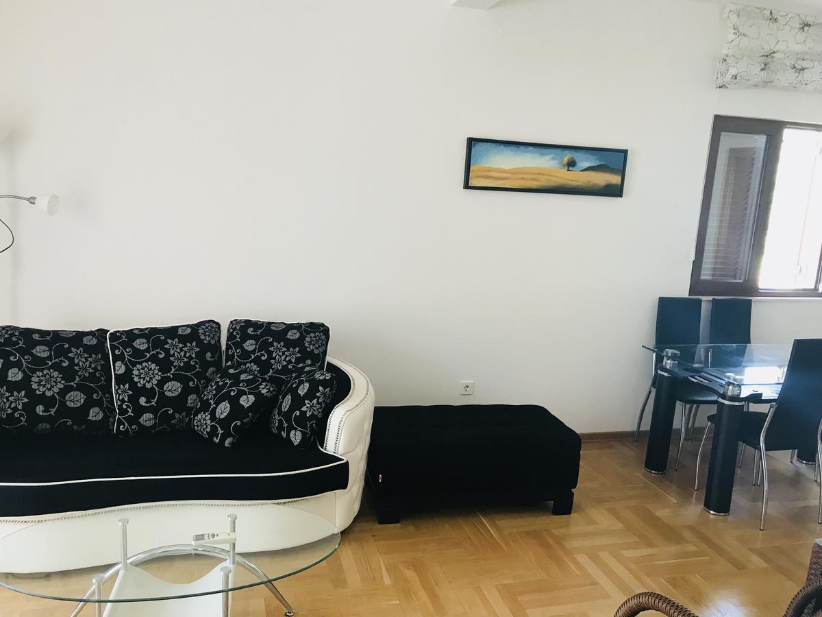 Apartments Sneza Risan Exterior foto